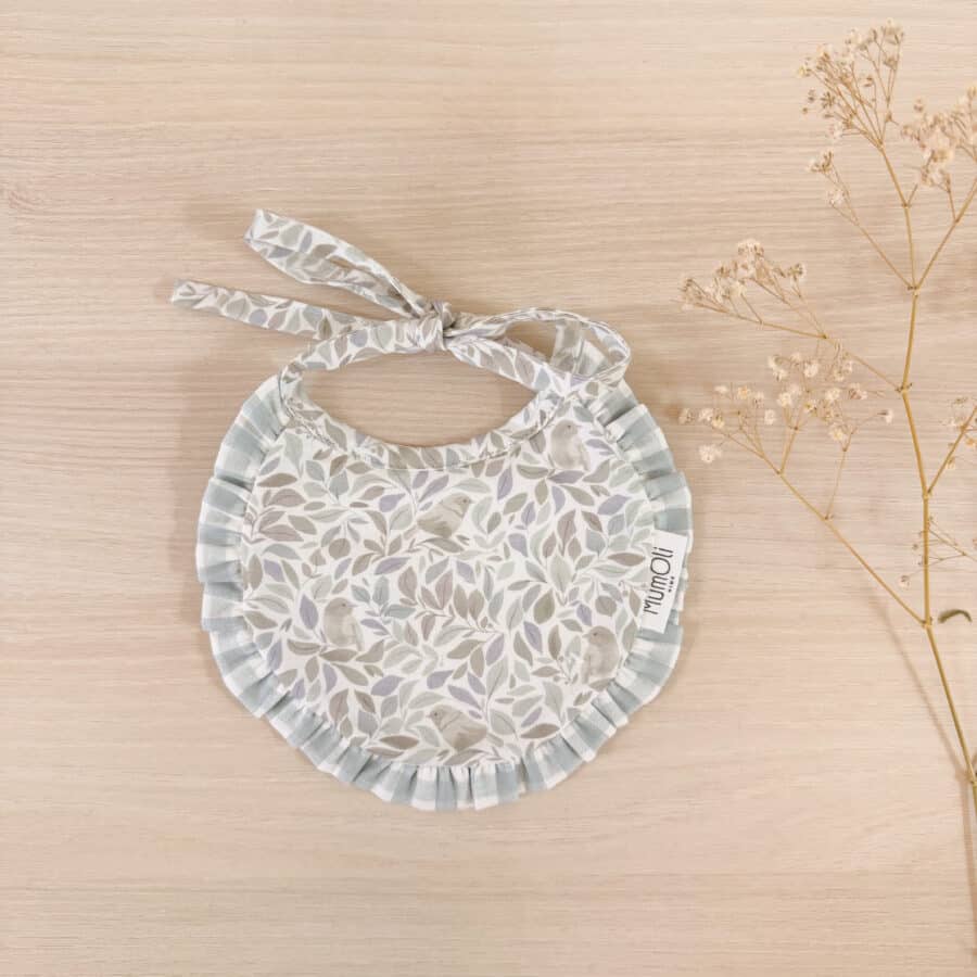 Babero volantitos Nido Verde