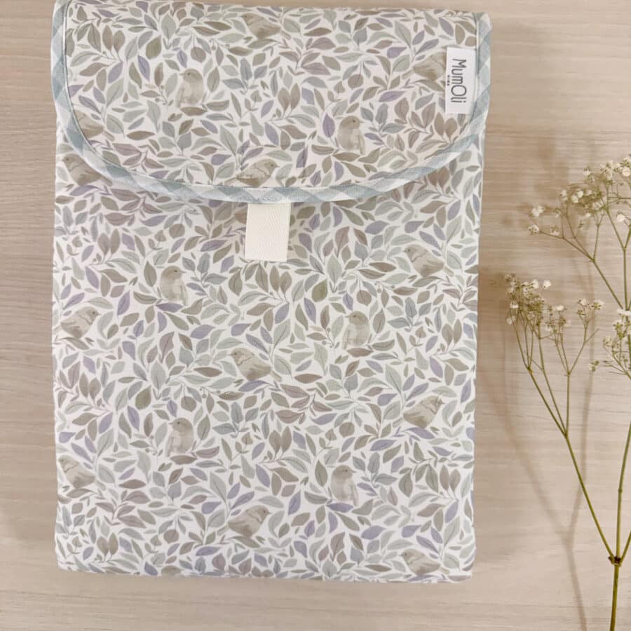 Cambiador con bolsillos Nido Verde